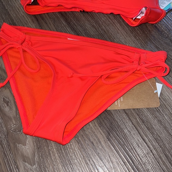 Hobie bikini set - Picture 2 of 4